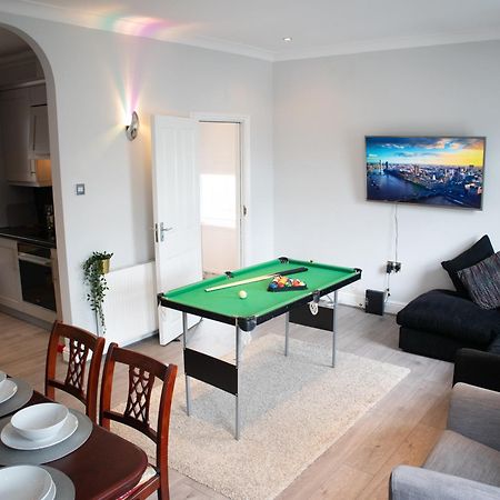 Appartement Bright Private Terrace - Free Private Parking - Tv - Wifi - Netflix à Croydon Extérieur photo